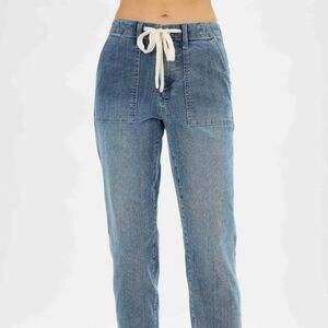 Judy Blue Medium Blue Pull-On Jogger Jeans with Drawstring 16W
